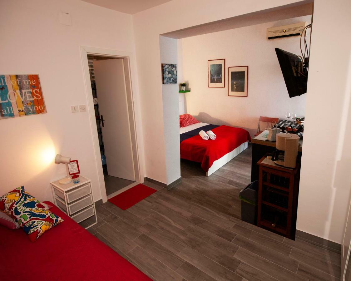 Apartments Barka Tučepi Exterior foto
